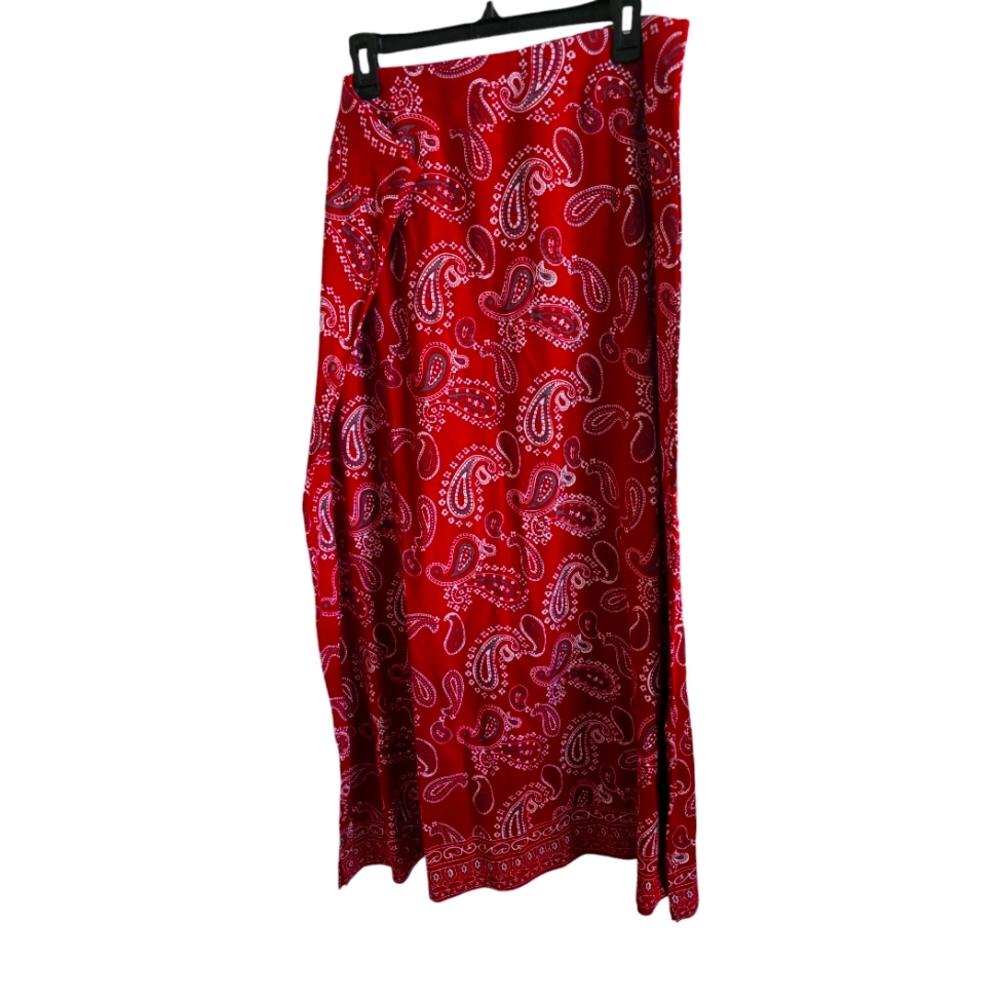Woman's XL elastic waist red midi skirt. Never Worn